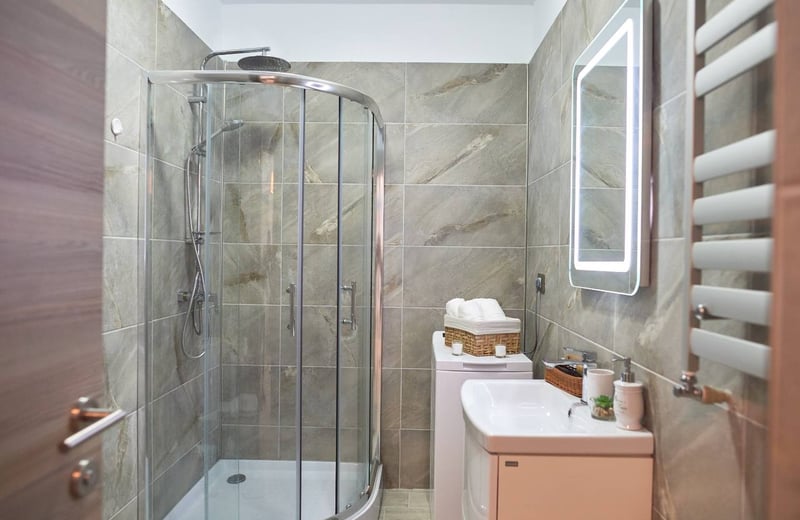 Alquiler de acogedores apartamentos de 2 habitaciones, 55 m², Mamaia, Constanza, Rumanía